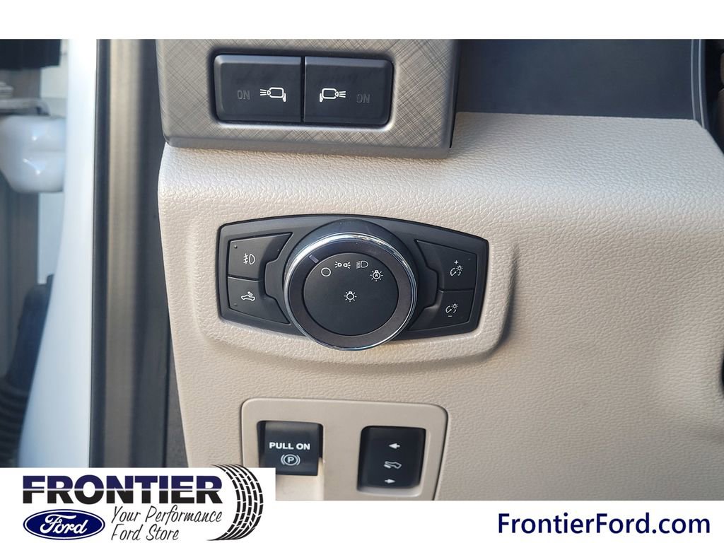 Used 2019 Ford F150 Limited w/ Trailer Tow Package image 26