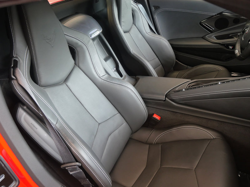 Used 2024 Chevrolet Corvette Z06 w/ Z07 Performance Package RWD image 15