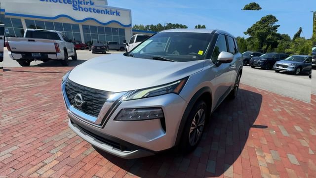 Used 2023 Nissan Rogue SV FWD image 6