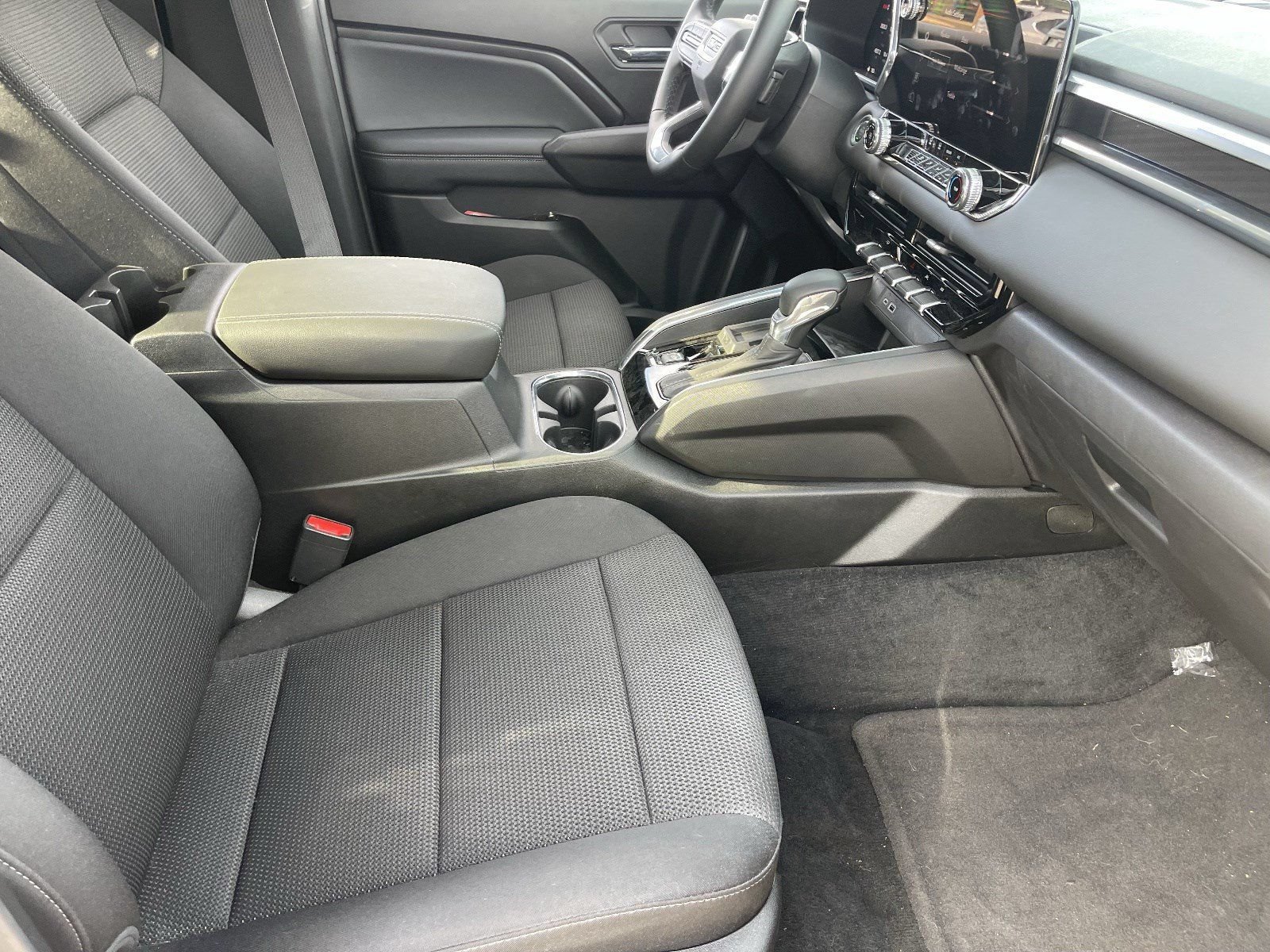 Used 2026 GMC Canyon Elevation RWD image 12