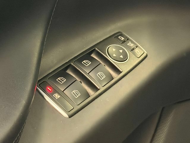 Used 2018 Tesla Model X 75D AWD/4WD image 17