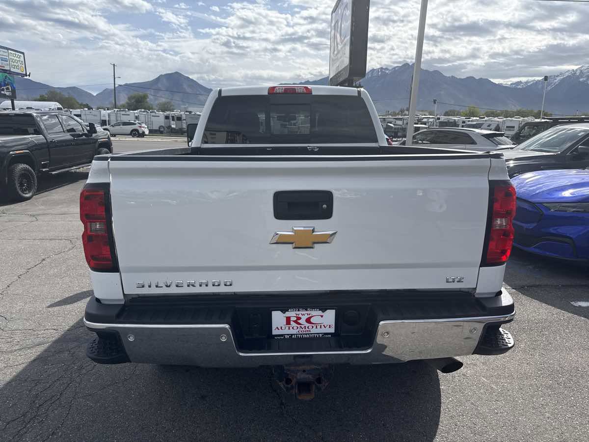 Used 2016 Chevrolet Silverado 2500 LTZ image 6