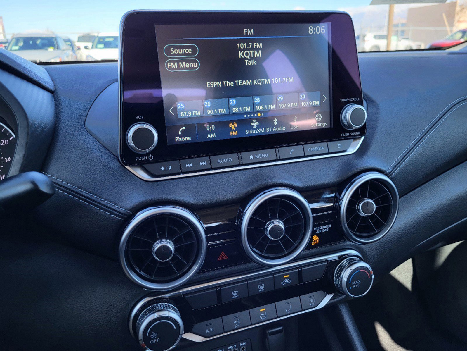 New 2025 Nissan Sentra SV image 18