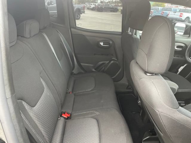 Used 2021 Jeep Renegade Latitude AWD/4WD image 52