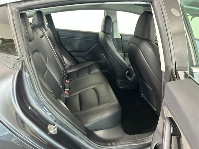 Used 2018 Tesla Model 3 Long Range image 26