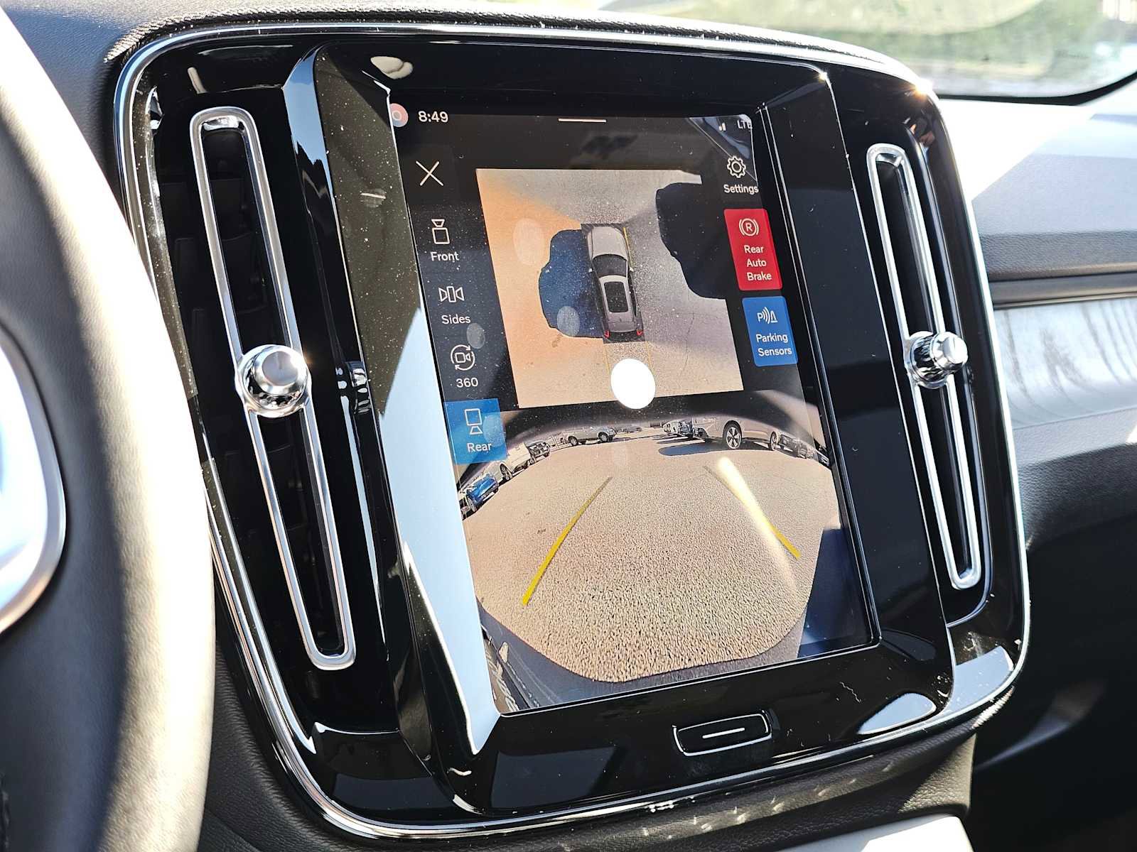 New 2026 Volvo XC40 B5 Plus w/ Protection Package Premier image 22