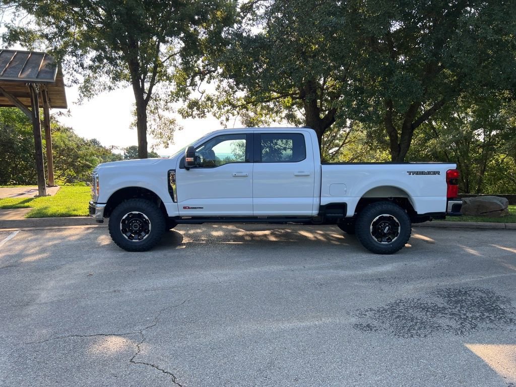 New 2026 Ford F250 Lariat w/ Tremor Off-Road Package image 4