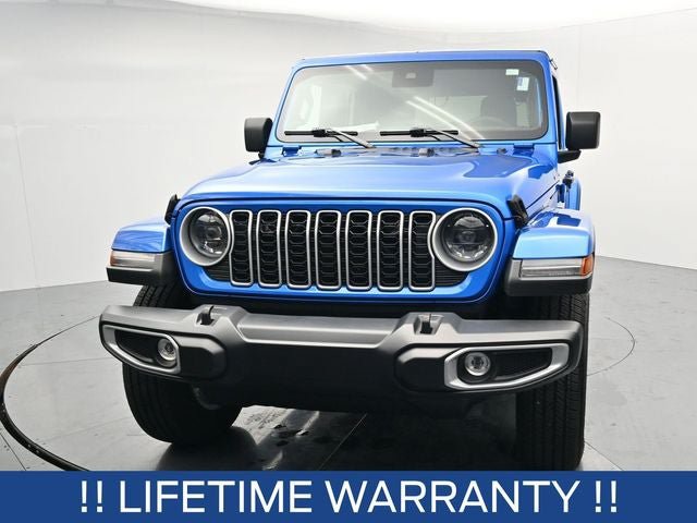 Used 2025 Jeep Wrangler Unlimited Sahara AWD/4WD image 3