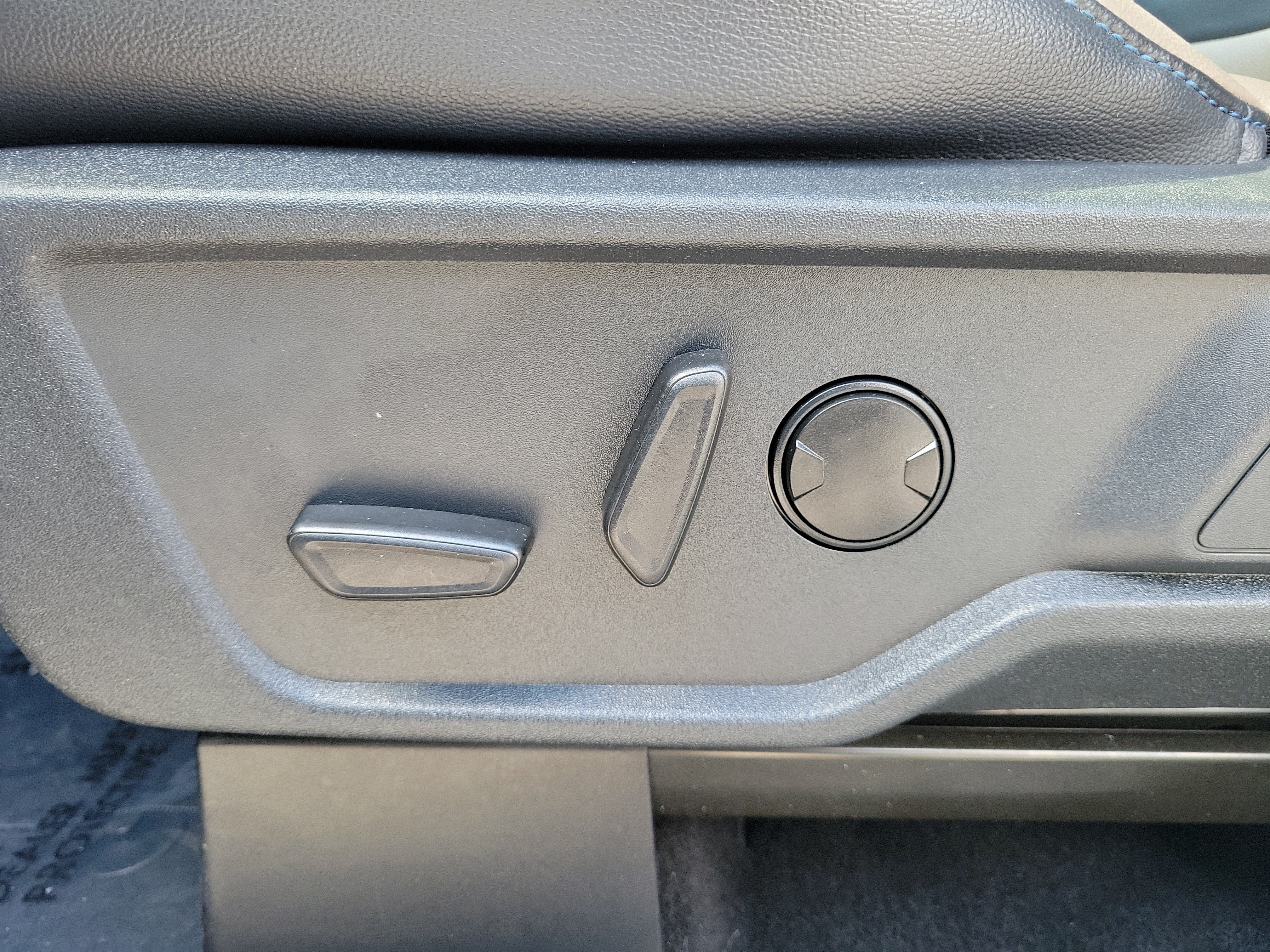 Used 2024 Ford Bronco Wildtrak AWD/4WD image 17