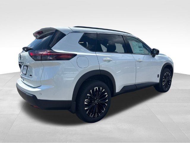New 2026 Nissan Rogue Dark Armor AWD/4WD image 5