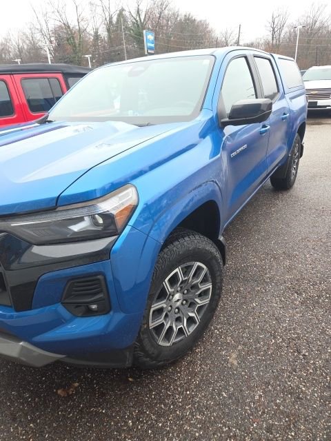 Used 2023 Chevrolet Colorado Z71 w/ Z71 Convenience Package 2 image 2