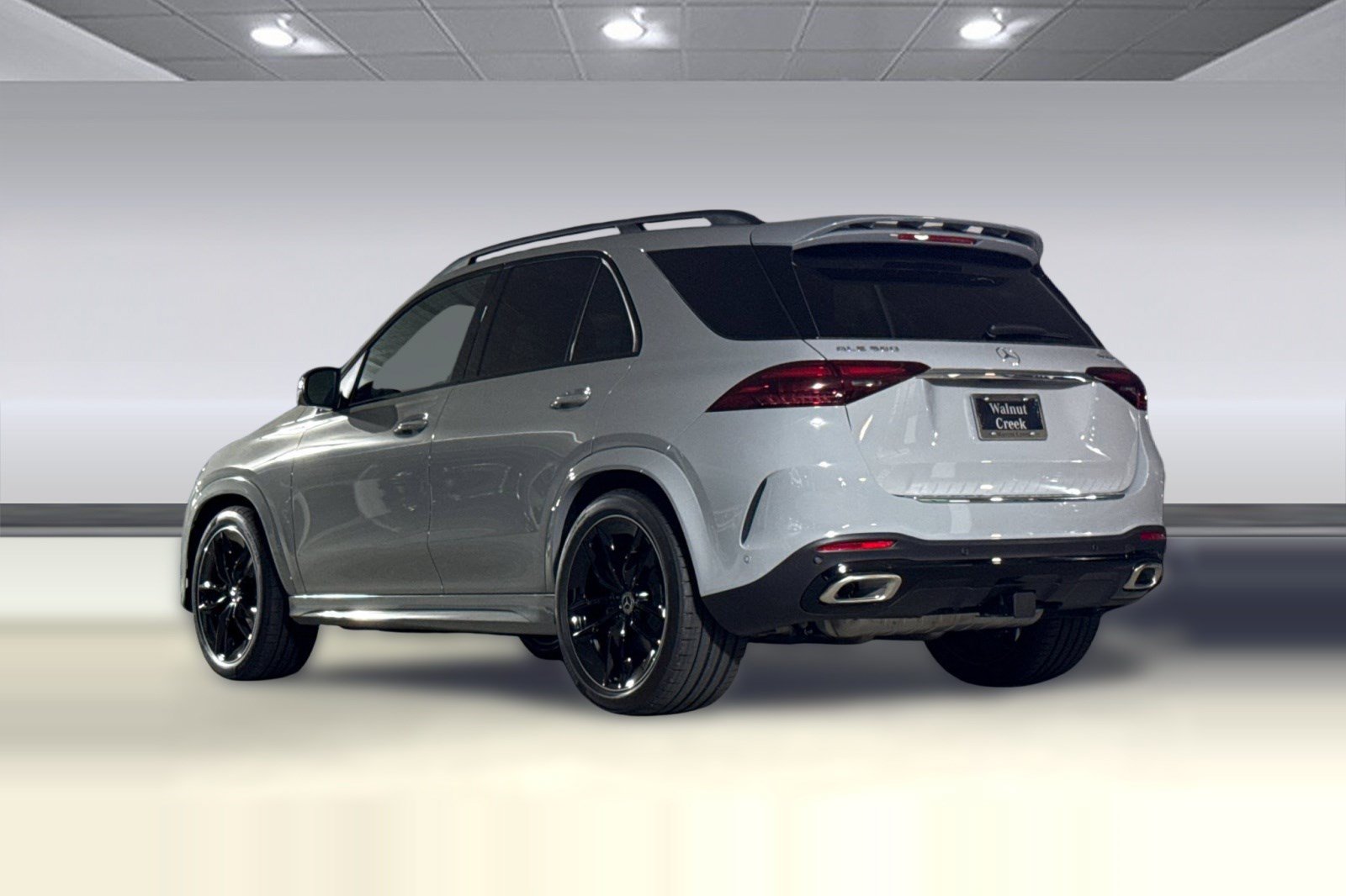 New 2026 Mercedes-Benz GLE 580 4MATIC image 3