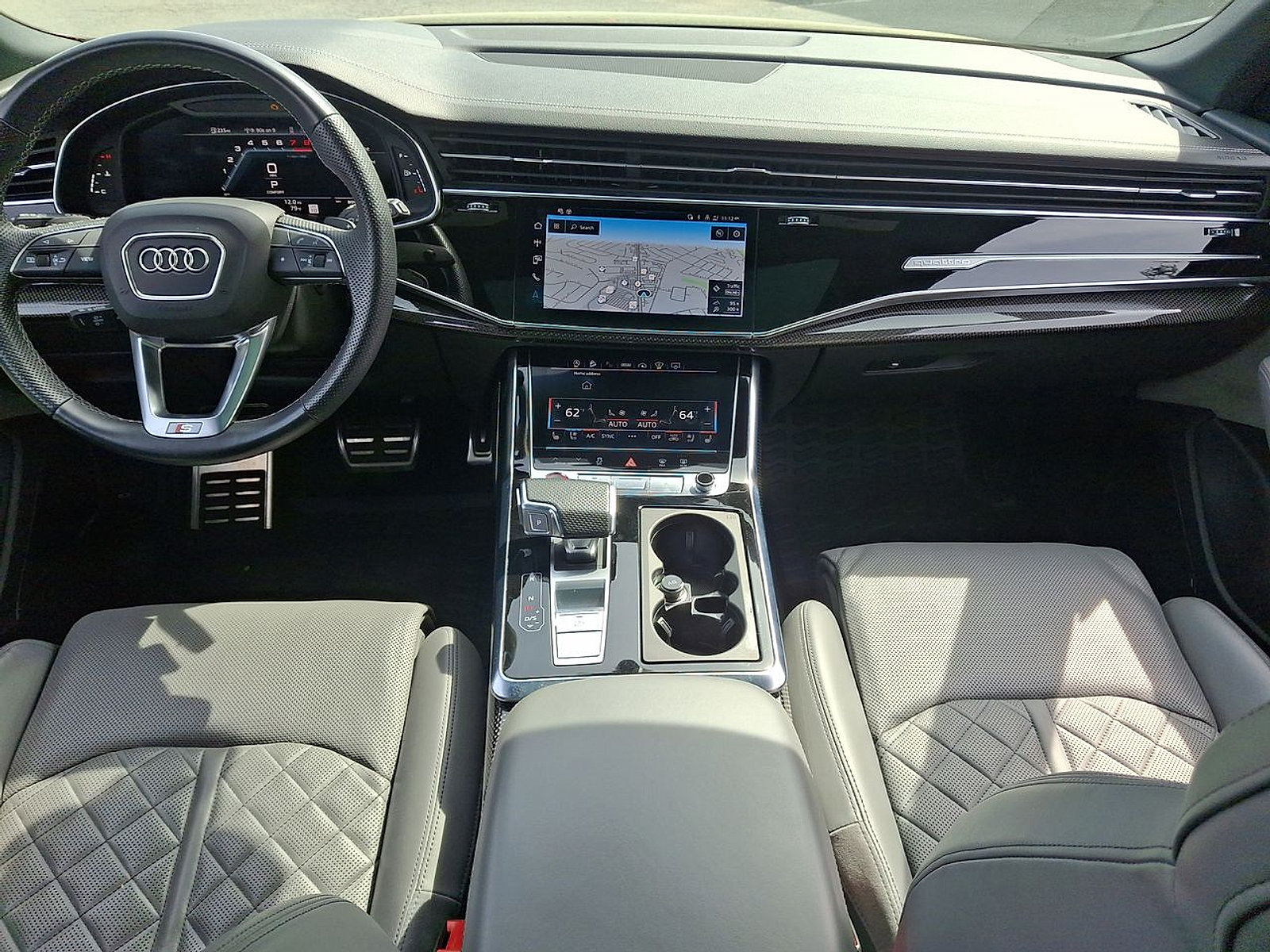 Used 2023 Audi SQ8 Prestige AWD/4WD image 10