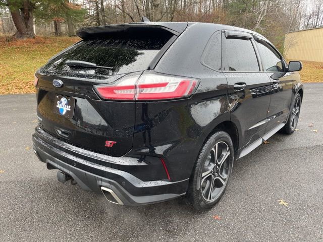 Used 2019 Ford Edge ST w/ Cold Weather Package image 6