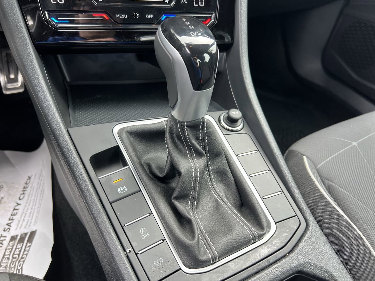 Used 2025 Volkswagen Jetta Sport image 26