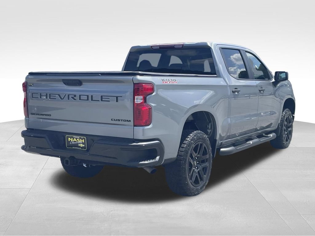 Used 2024 Chevrolet Silverado 1500 Custom Trail Boss w/ Turbomax Blackout Package AWD/4WD image 3