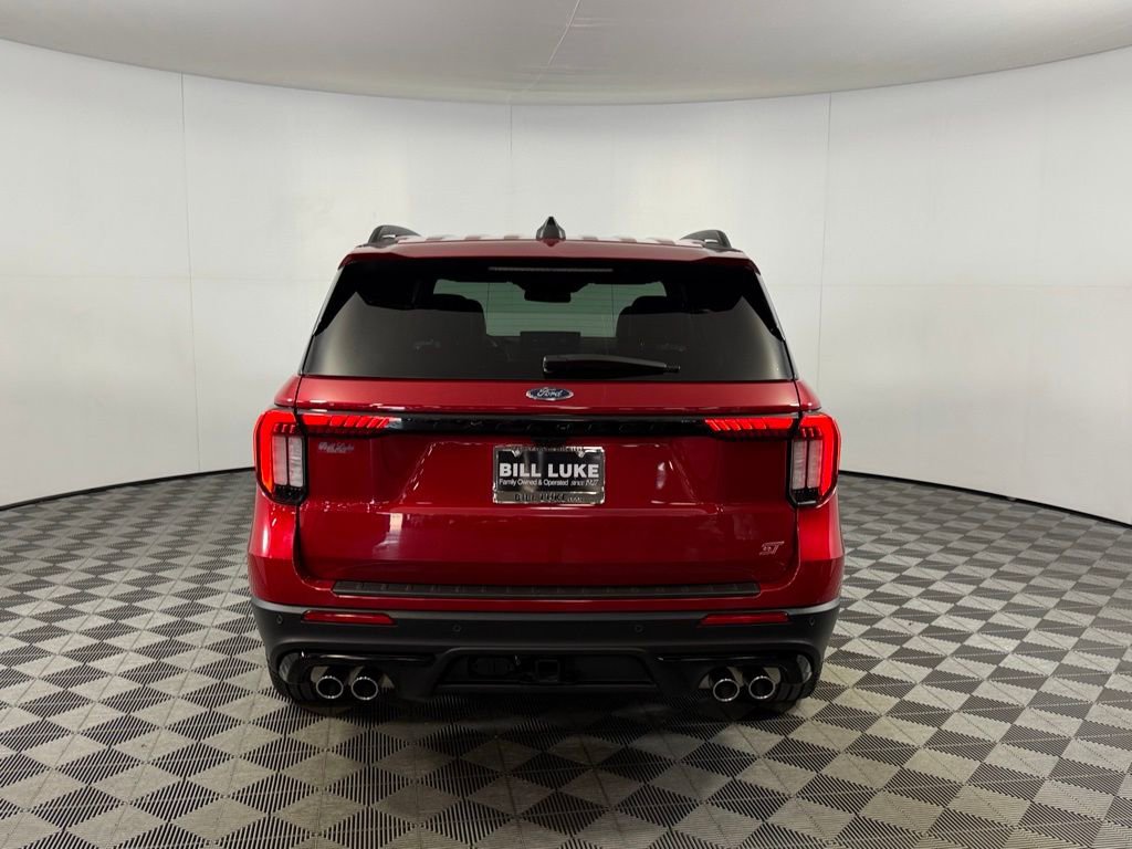 Used 2025 Ford Explorer ST image 9