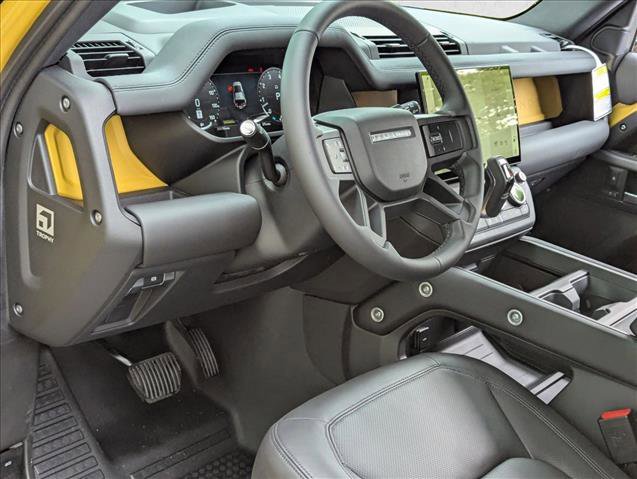 New 2026 Land Rover Defender 110 AWD/4WD image 3