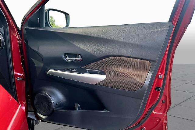 Certified 2020 Nissan Kicks SR FWD image 22