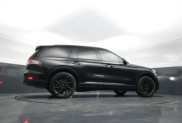 Used 2023 Lincoln Aviator Reserve w/ Jet Package AWD/4WD image 29