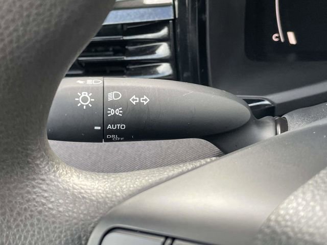 Used 2025 Toyota Camry LE image 30