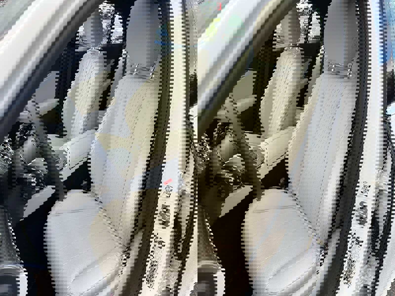 Used 2023 Mercedes-Benz E 350 4MATIC Sedan image 21