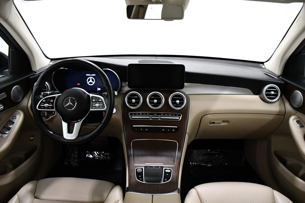 Used 2020 Mercedes-Benz GLC 300 4MATIC image 8