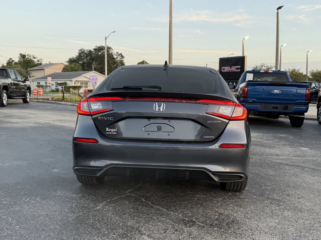 Used 2025 Honda Civic Sport image 5