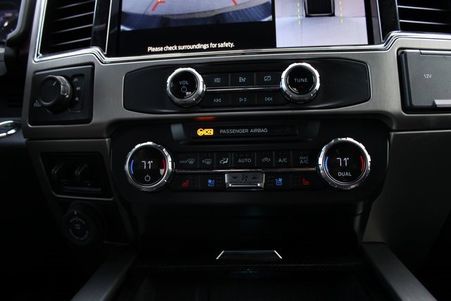 Used 2022 Ford F350 Platinum w/ Tremor Off-Road Package image 7