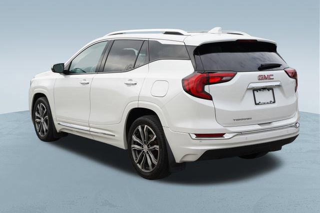 Used 2021 GMC Terrain Denali w/ Denali Premium Package image 6