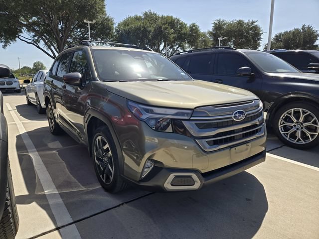 Used 2025 Subaru Forester Limited AWD/4WD image 1