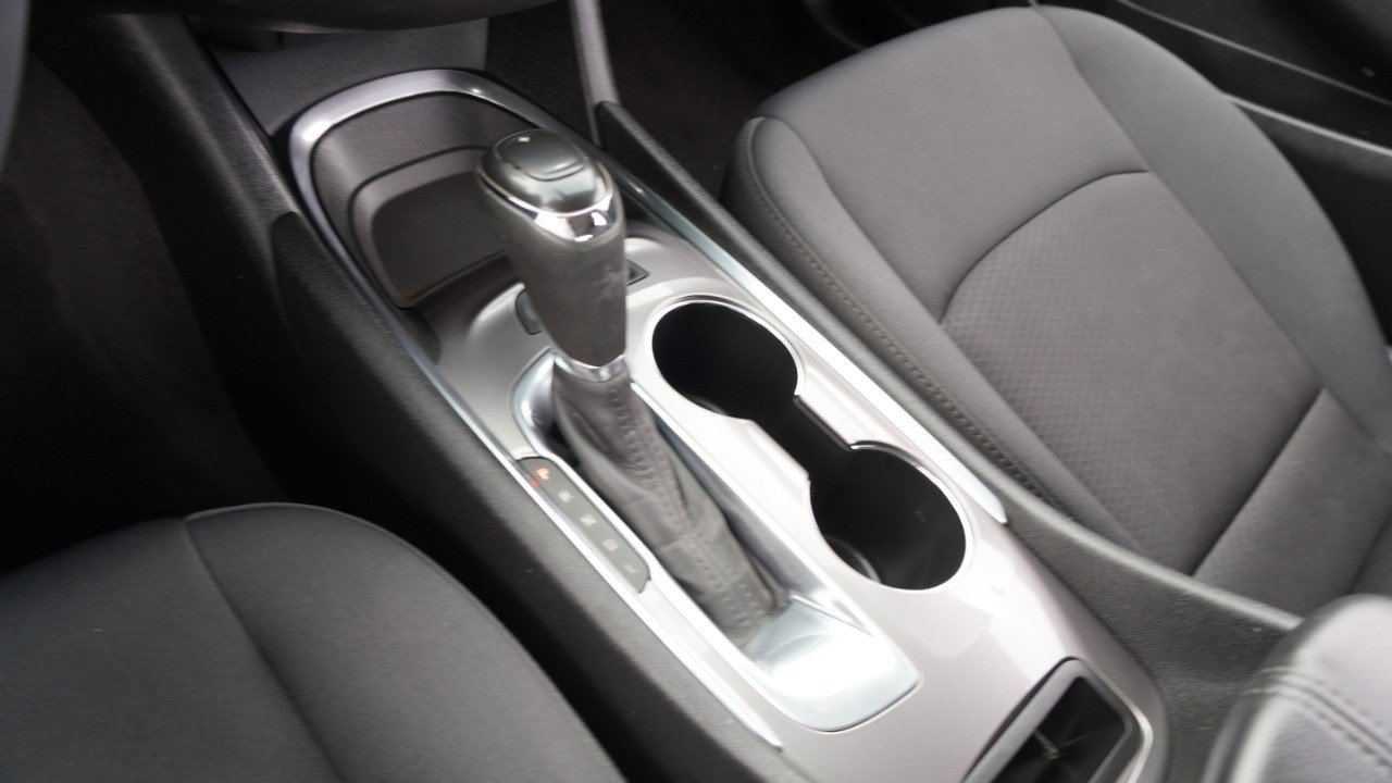Used 2020 Chevrolet Malibu LT FWD image 18