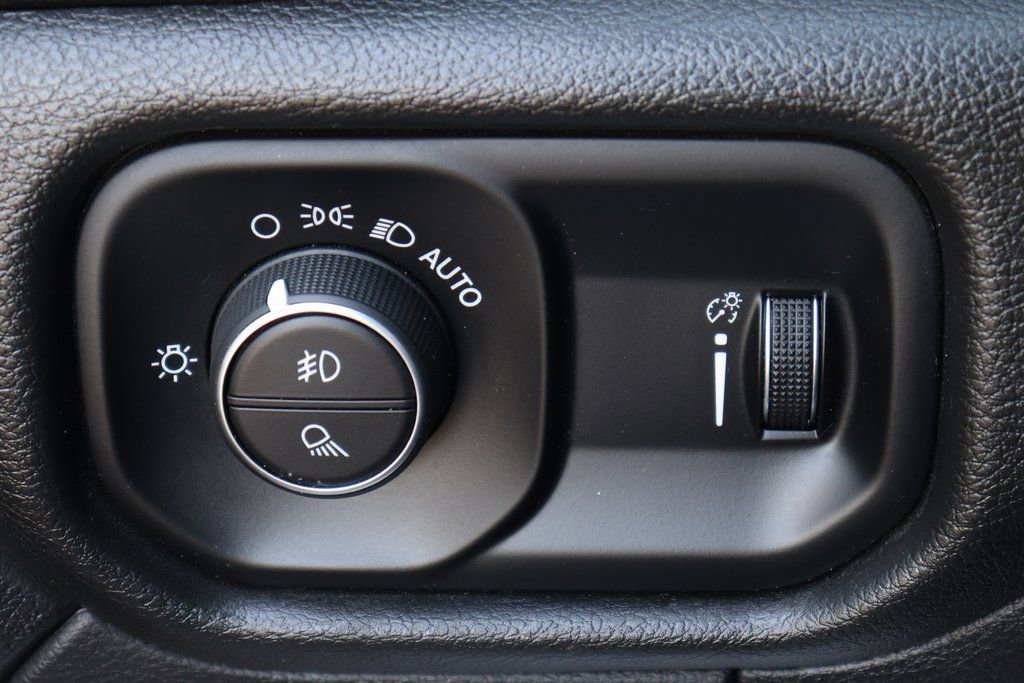 Used 2021 RAM 4500 Tradesman image 16