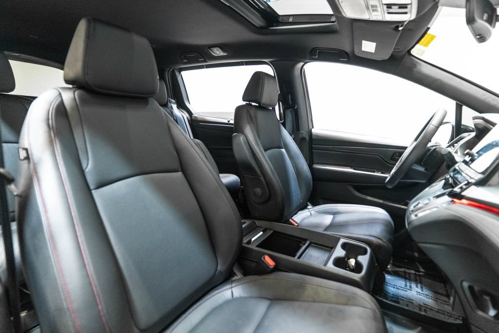 Used 2024 Honda Odyssey Sport image 15