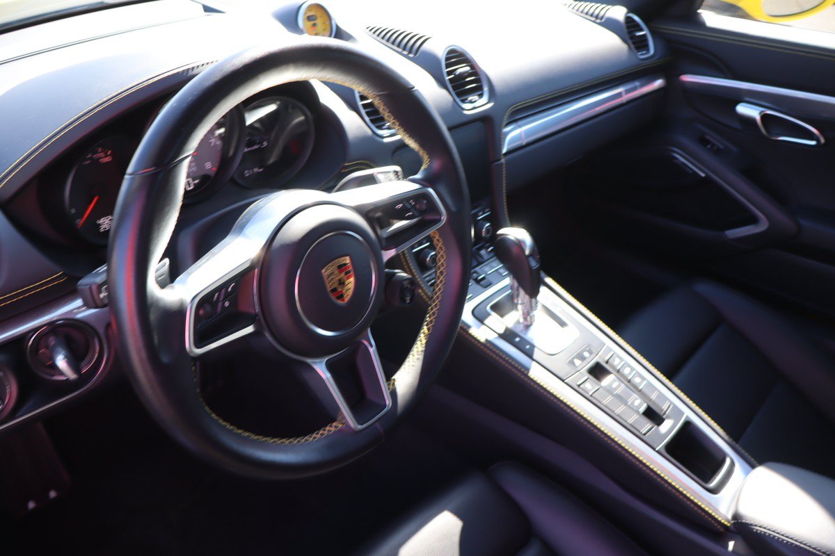 Used 2023 Porsche 718 Boxster S RWD image 12