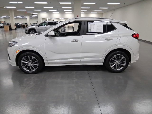 Used 2023 Buick Encore GX Select w/ Sport Touring Package image 4