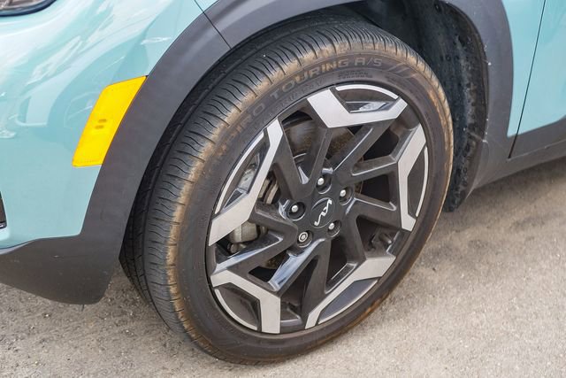 Certified 2024 Kia Seltos SX w/ SX Sunroof Package AWD/4WD image 10