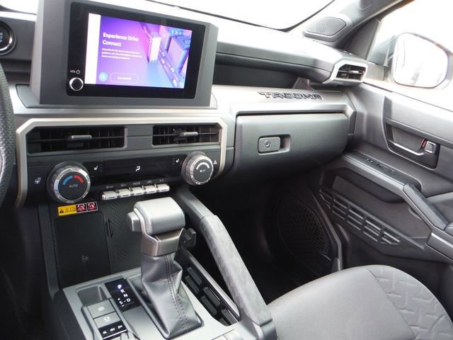 Used 2024 Toyota Tacoma SR5 AWD/4WD image 27