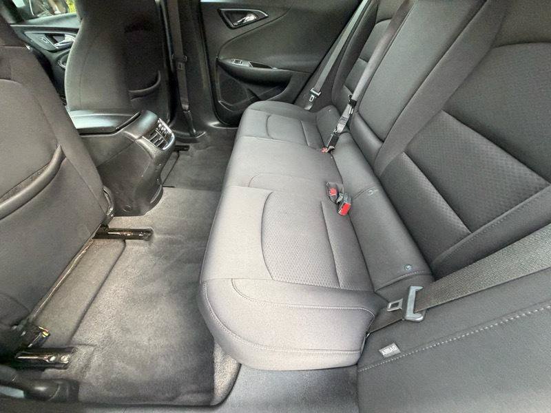 Used 2020 Chevrolet Malibu LT FWD image 34