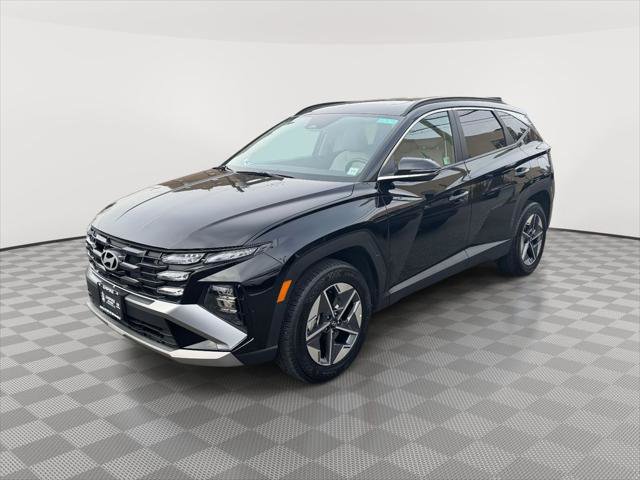 Certified 2025 Hyundai Tucson SEL image 3