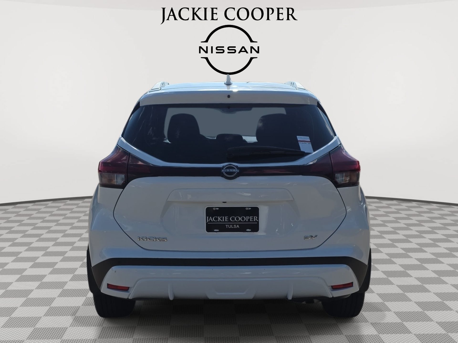 Used 2023 Nissan Kicks SV FWD image 6