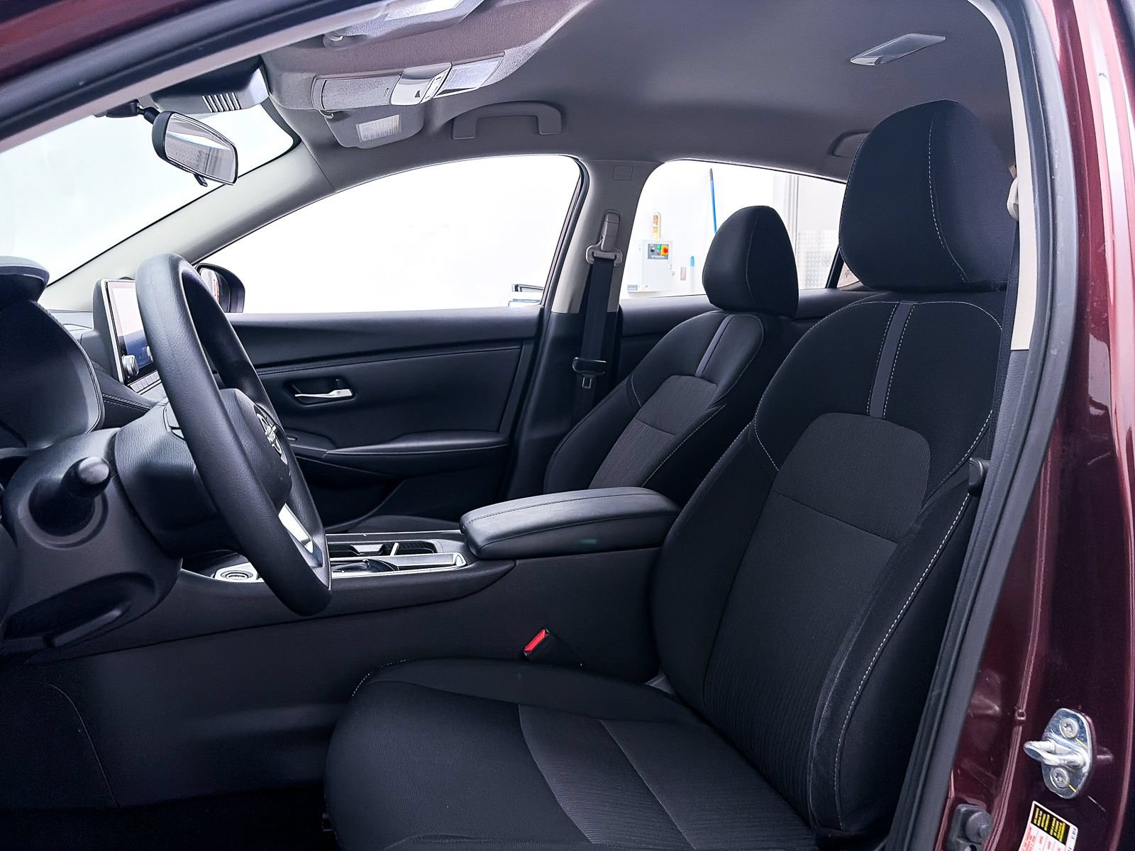 Used 2024 Nissan Sentra SV FWD image 18