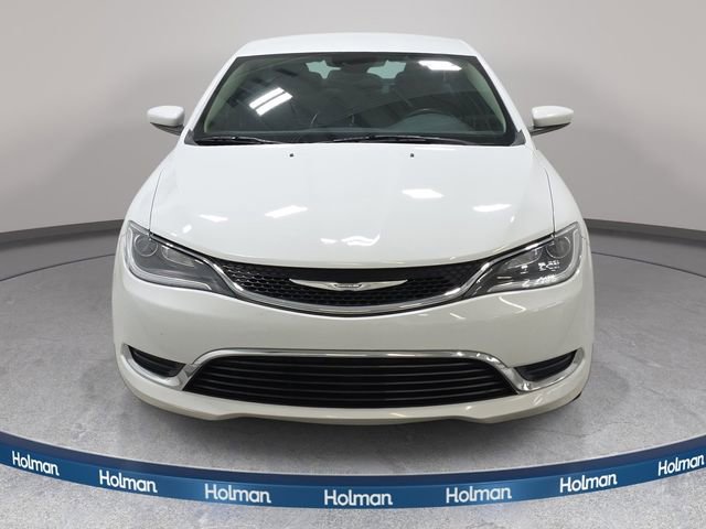 Used 2016 Chrysler 200 Limited w/ Convenience Group image 3