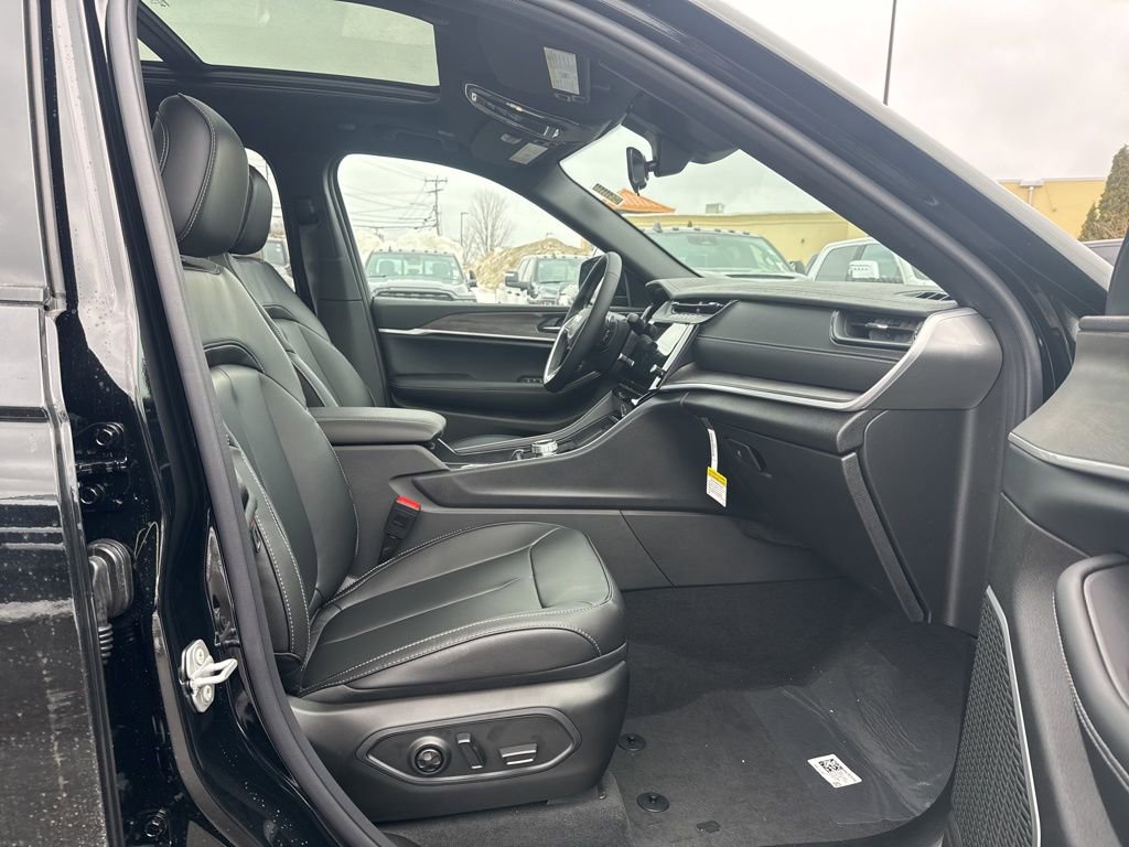 New 2026 Jeep Grand Cherokee Limited image 29