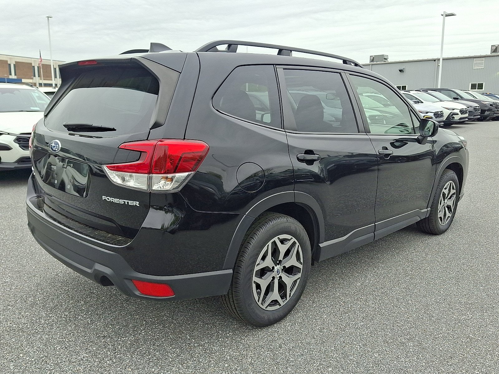 Certified 2023 Subaru Forester Premium AWD/4WD video 4