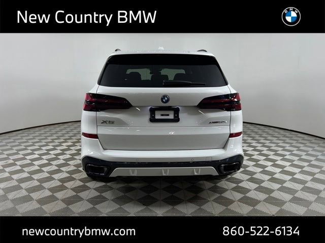 Used 2026 BMW X5 xDrive50e image 6