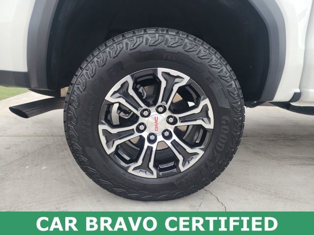 Certified 2025 GMC Canyon AT4 AWD/4WD image 17