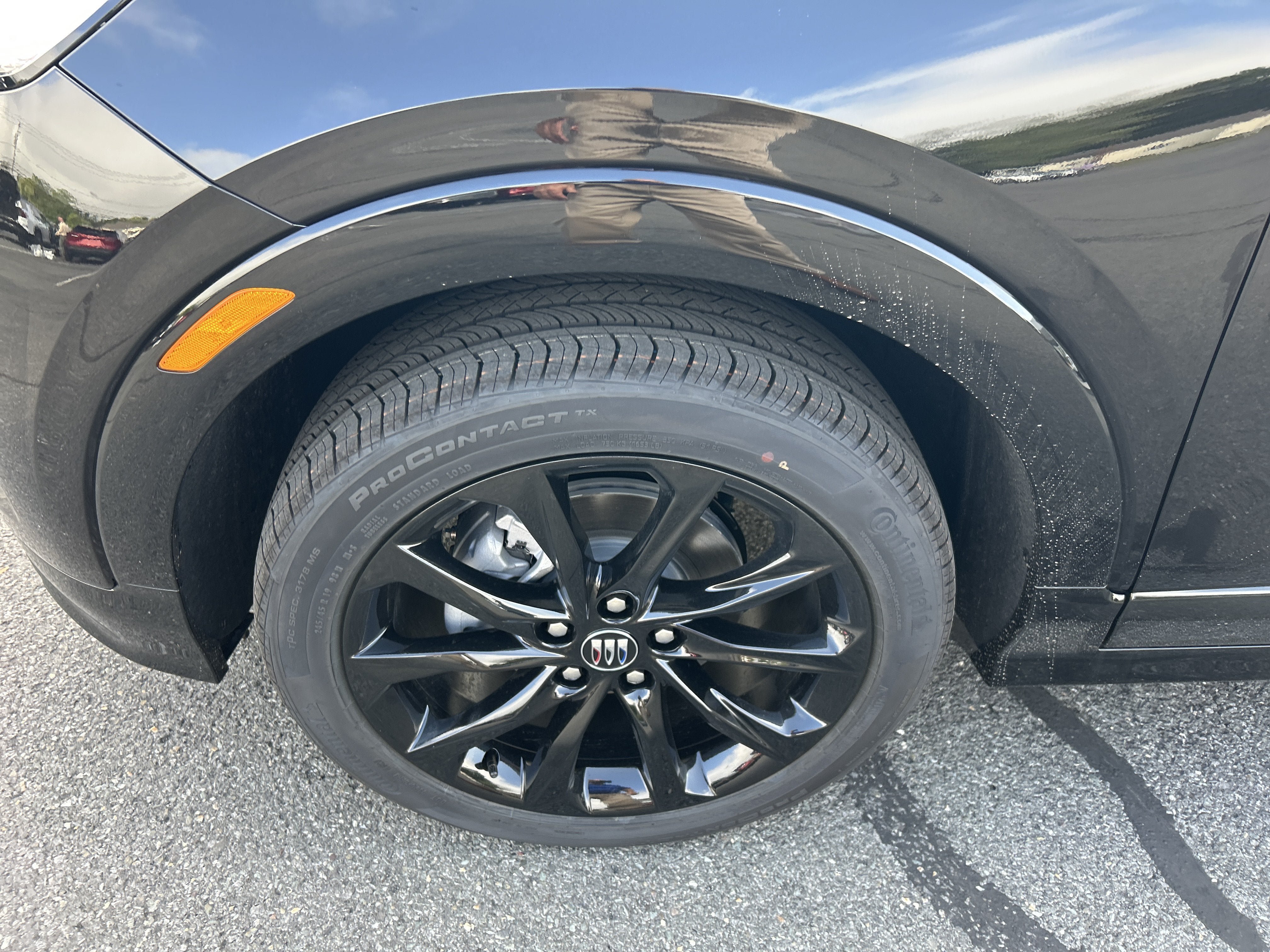 New 2026 Buick Encore GX Sport Touring w/ Advanced Technology Package AWD/4WD image 4