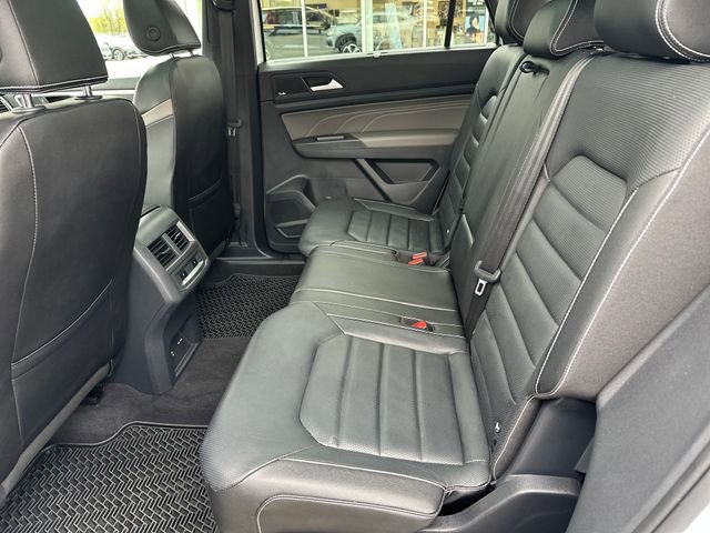 Used 2022 Volkswagen Atlas Cross Sport SEL Premium R-Line AWD/4WD image 33