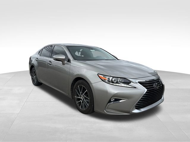 Used 2017 Lexus ES 350 FWD image 3